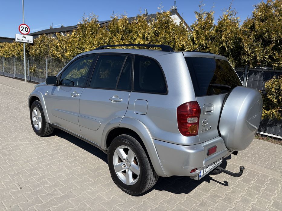 Toyota  Rav 4•2.0 D4D•4x4•Hak•nowy rozrząd i dwumasa