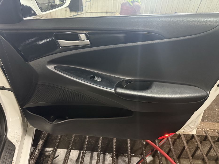 Hyundai sonata 2014 2.0lpi. Рідний пробіг 1000%.