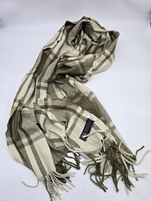 Cachecol da Mango novo