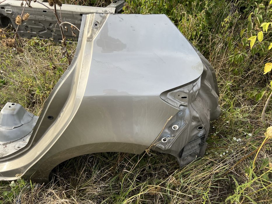 Задня ліва четверть Renault Megane 3 хечбек 2009-2016