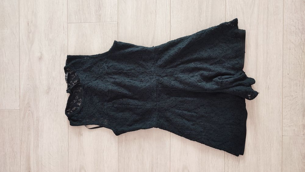 Czarny koronkowy kombinezon damski rozmiar S