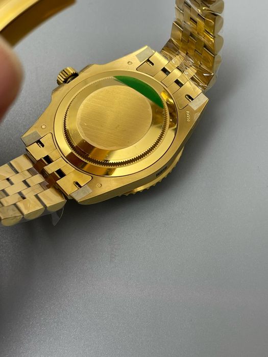 Rolex gmt-master II YELLOW GOLD JUBILEE REF.M126718GRNR-0001