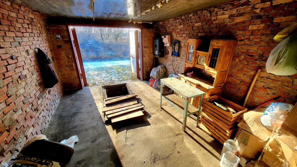 Продам гараж, поруч з Метро, кооператив "Олімпійський" (Восход")