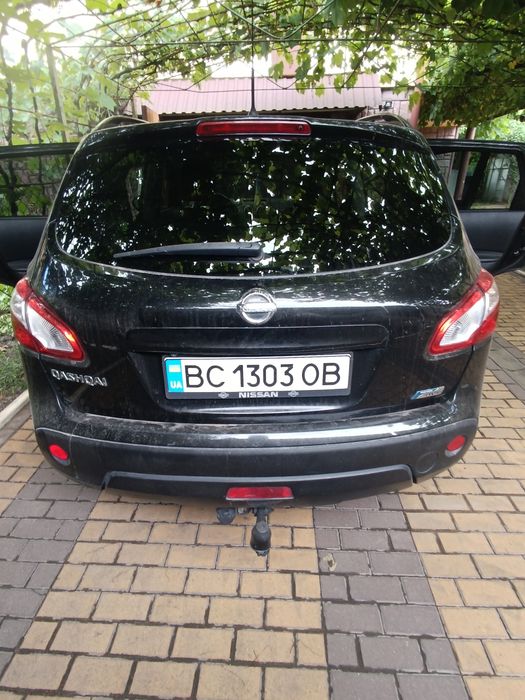 Продам nissan qashqai 1.6 дизель 2013 рік.