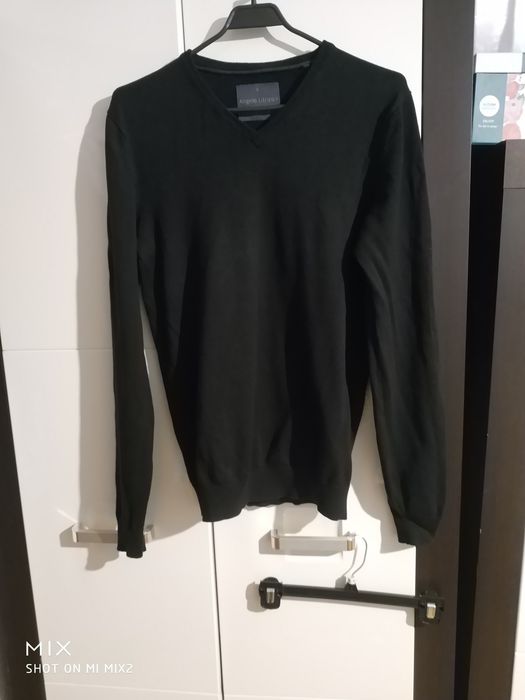 Czarny męski sweter S. C&A.