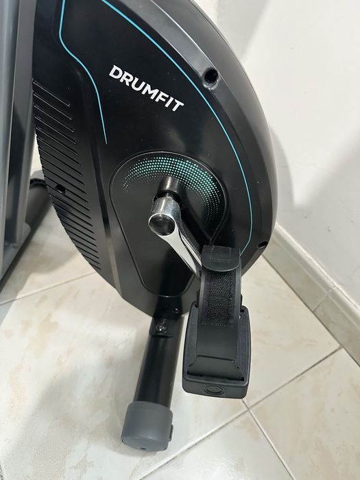 Bicicleta ergométrica Cecotec NEO 3000