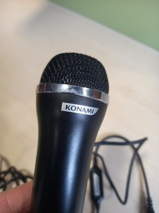 Мікрофон Konami хороший стан