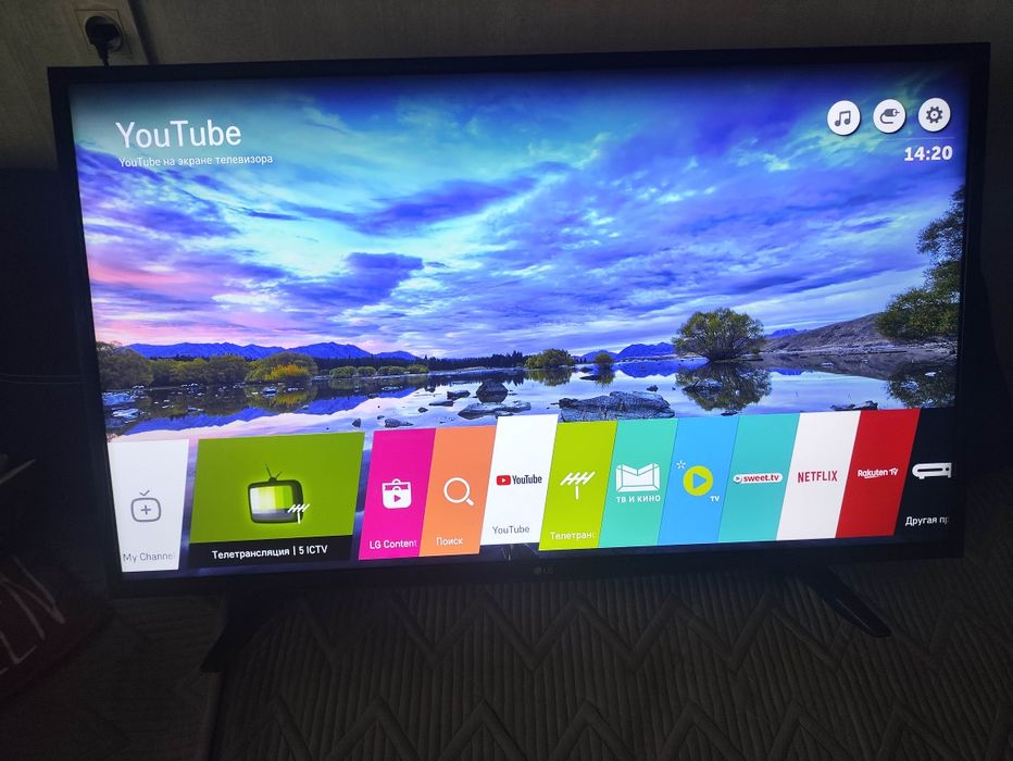 Смарт 4к телевізор LG 43 .