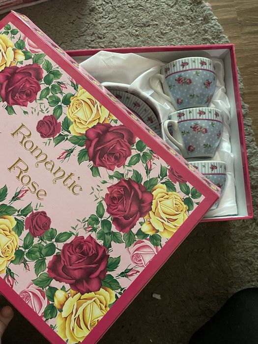 Набір посуду для чаю