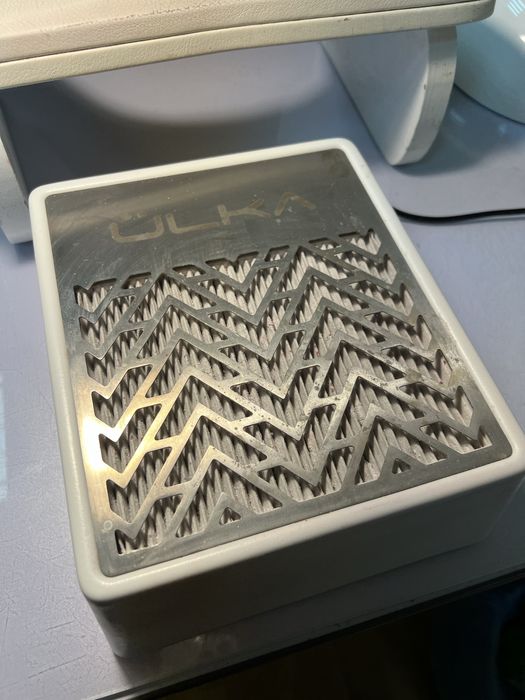 Продам витяжку ulka hendi юлька