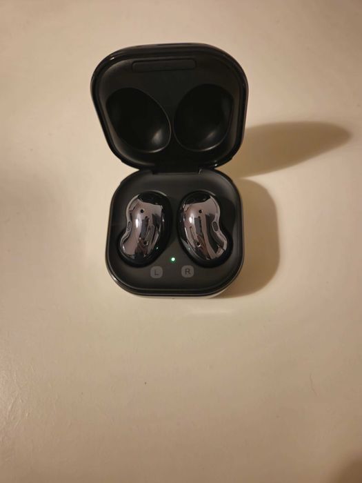 Auriculares Bluetooth True Wireless - Samsung Galaxy Buds Live