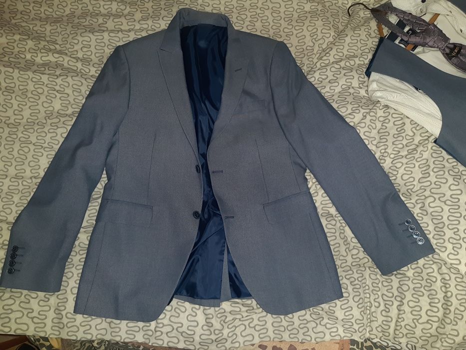 Костюм чоловічий