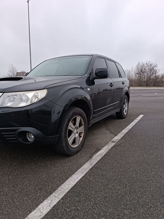 Продам автомобіль Subaru forester 2.0 TD