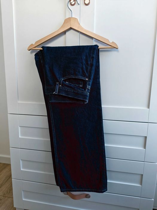 Jeasny UNIQLO rozm. M (27/31)