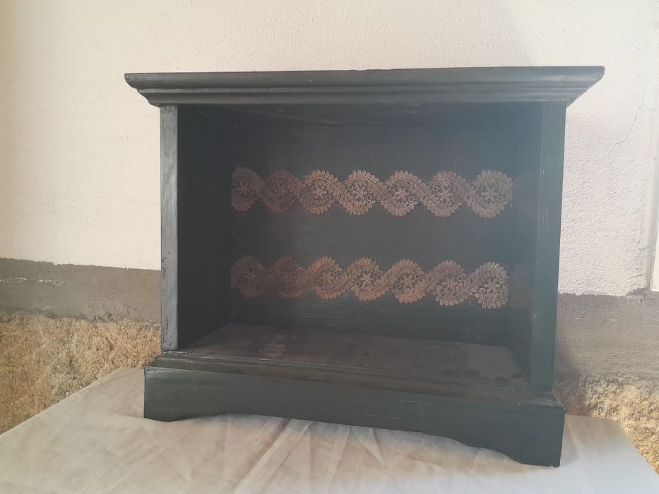 Antigo nicho oratorio de mesa para esculturas santos arte sacra