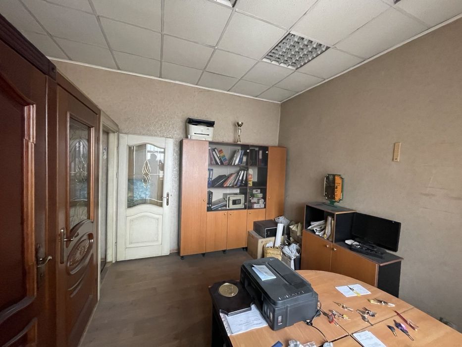 продаж комплексу будівель