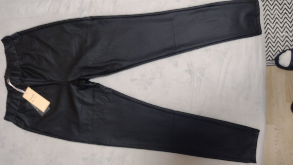 Nowe spodnie damskie