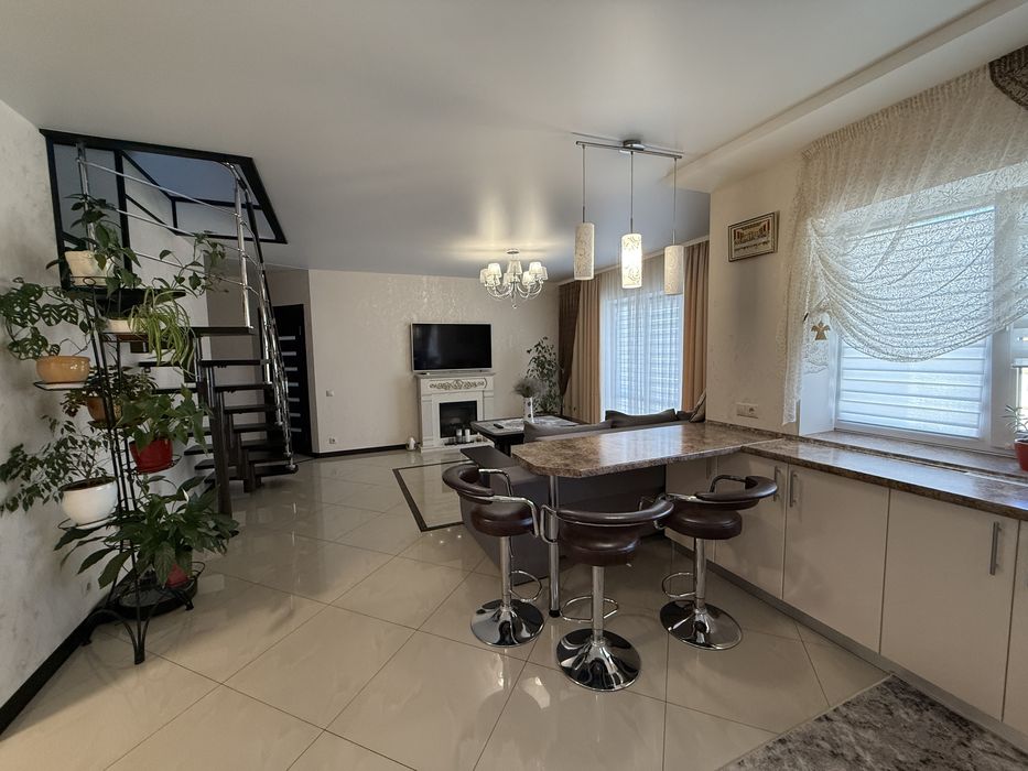 3к квартира з ремонтом!Мін.оф!Держ.прогр.ТАК!Газ!+гараж!Без комісії!