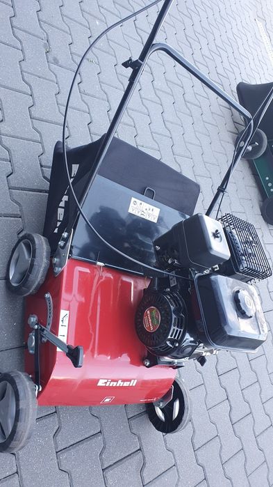 Wertykulator spalinowy