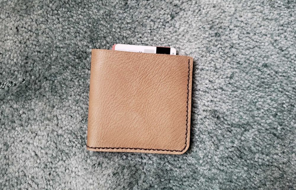 кожаный мужской стильный кошелёк