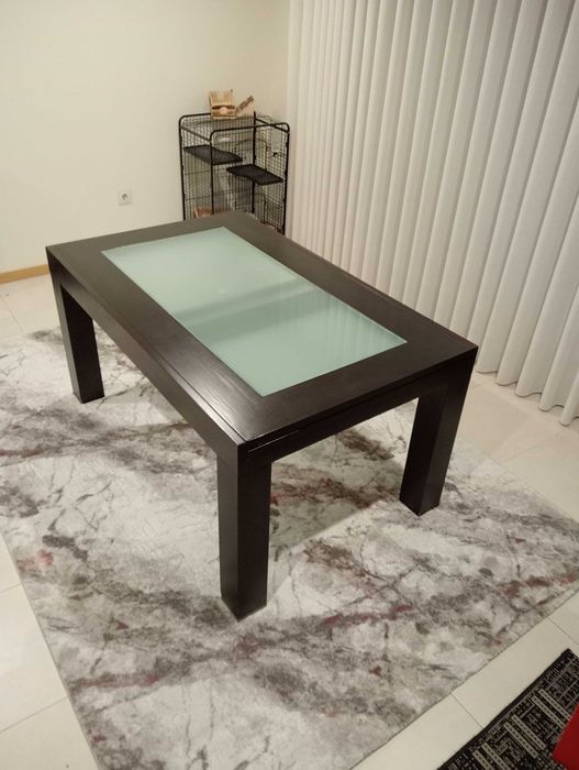 Mesa de sala de jantar