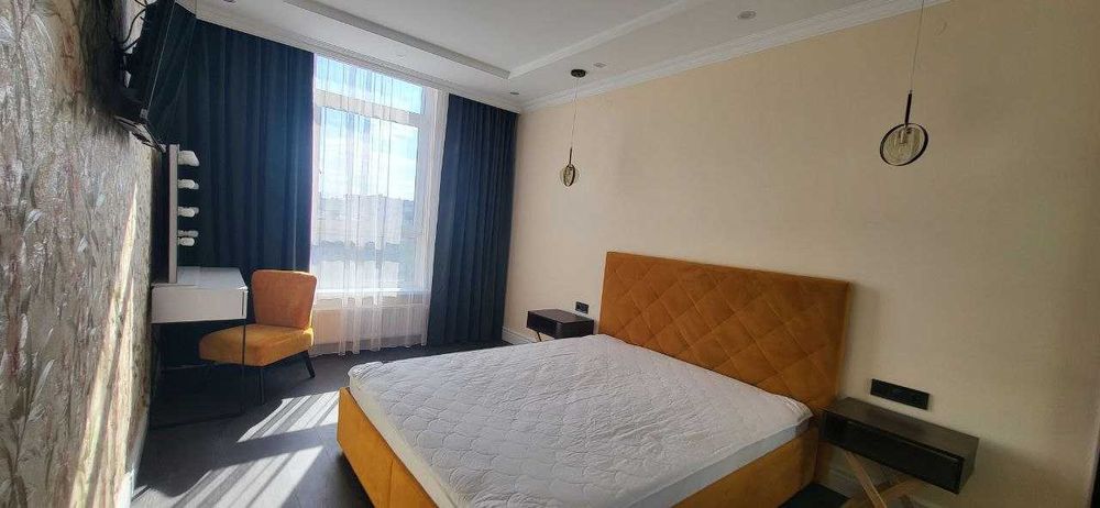 Оренда 2-кімнатної квартири в ЖК "Семицвіт". Ближній Центр.