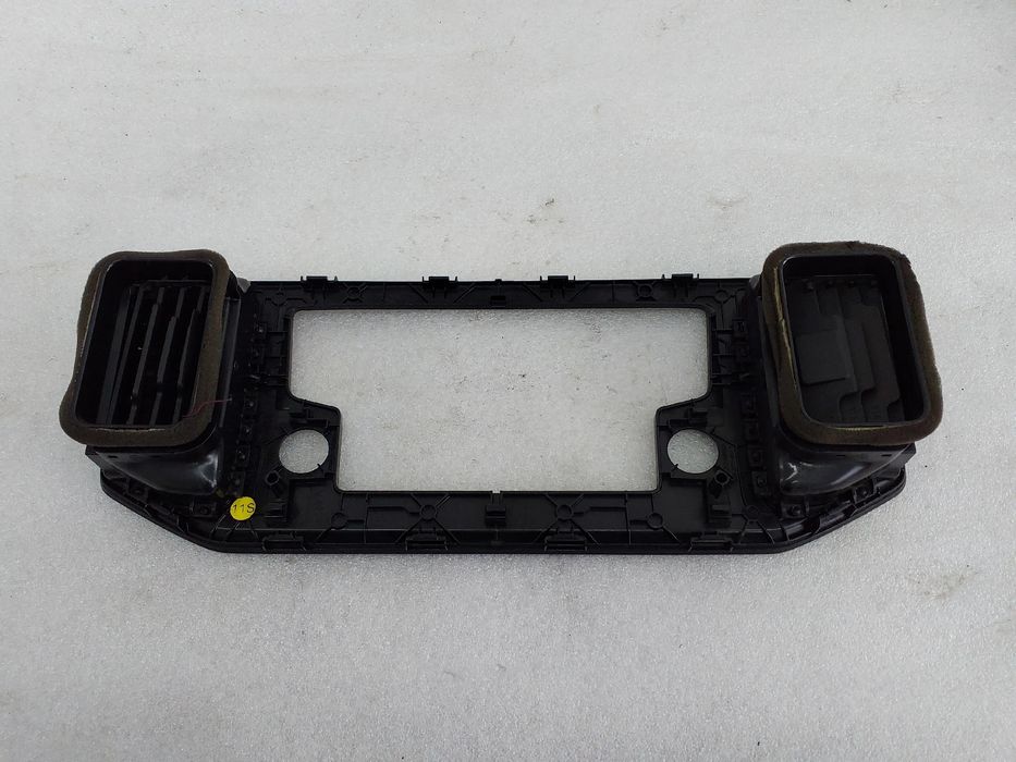 Moldura da consola central / rádio / aro VOLKSWAGEN Crafter (2E)