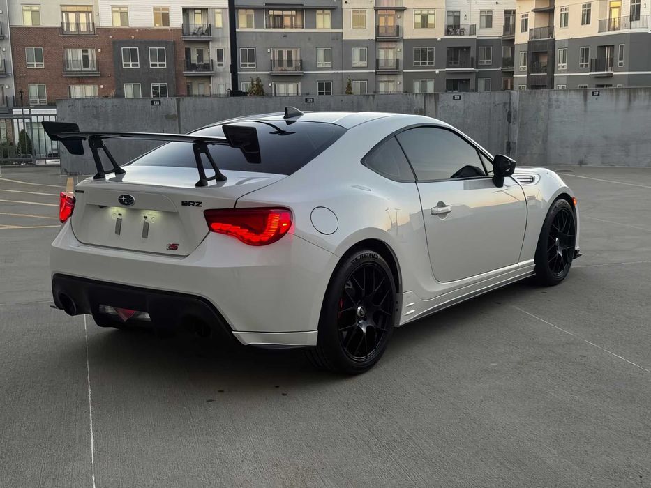 Subaru BRZ      2018