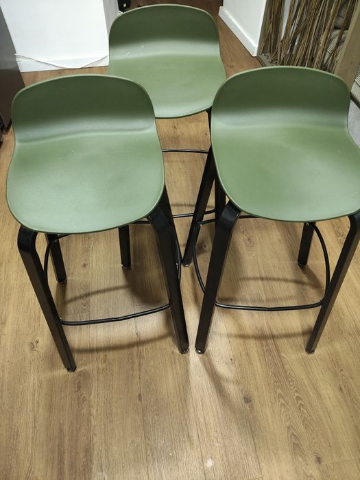3 Cadeiras altas
