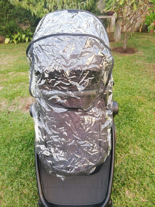 Carrinho de criança Bebé Confort como novo