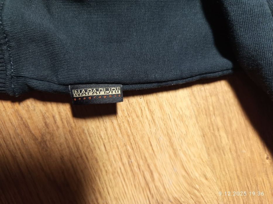 Napapijri piękne oryginalne bawełniane bluzy męskie jak nowe
