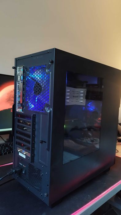 Komputer gamingowy Ryzen 5 / RX 580 8GB / 16GB RAM / SSD + HDD / Wi-Fi