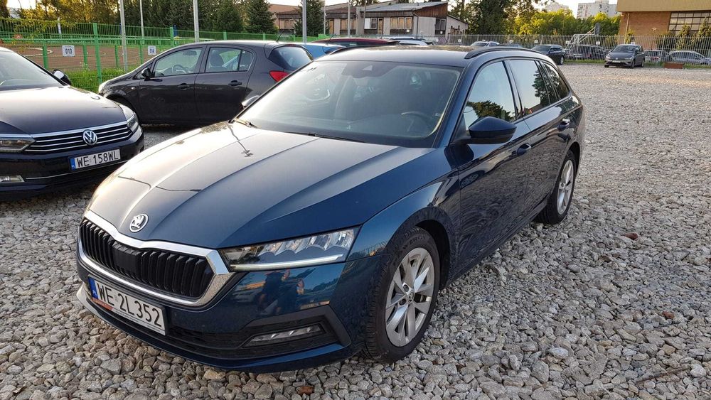 Wynajem samochodu wypożyczalnia samochodów busów 9 osobowych