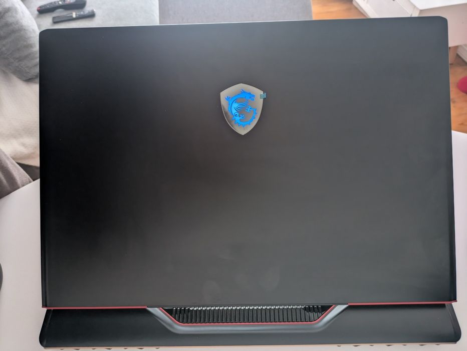 MSI Raider - Intel i9 13980HX + RTX 4090 16GB + 64GB Ram + 2TB
