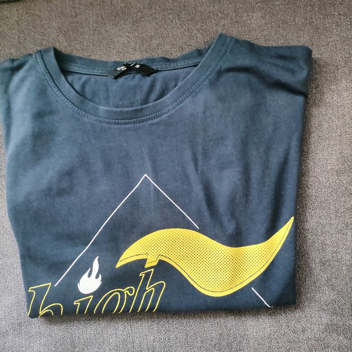 T-shirt  rozm Cropp S
