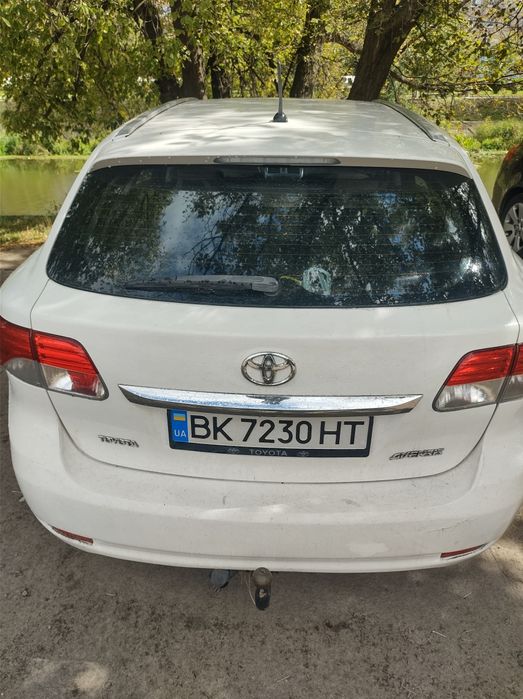 ПродамТойота Авенсіс