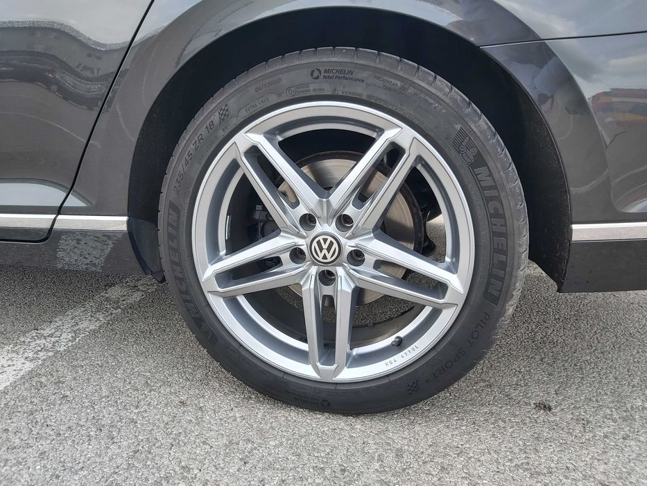 PASSAT Highline  190 Km