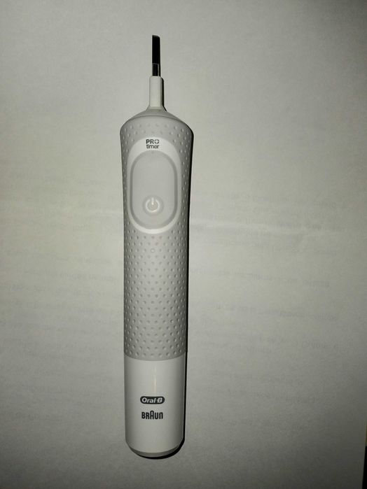 Escova elétrica Oral b