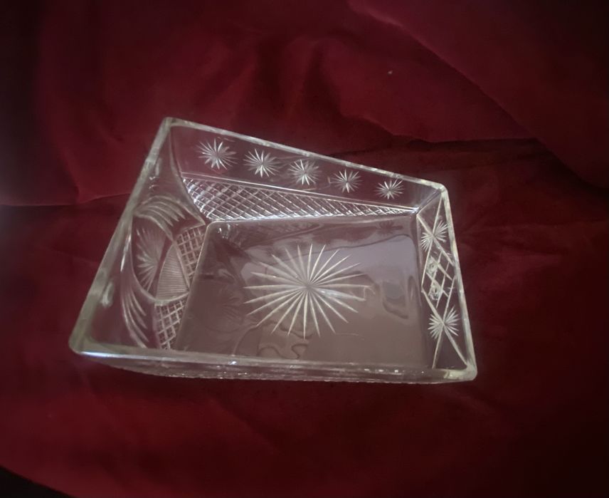 Base de queijeira em cristal lapidado