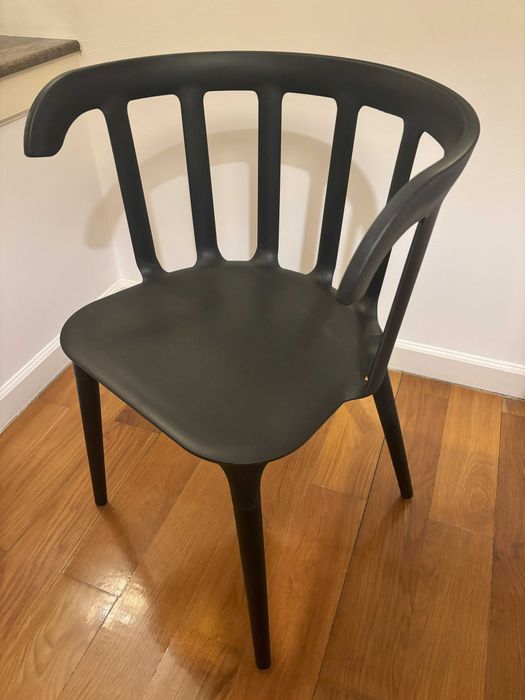 Cadeira Preta - IKEA