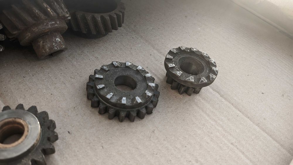 Шестерни кпп коробки двигателя мотоцикла днепр мт