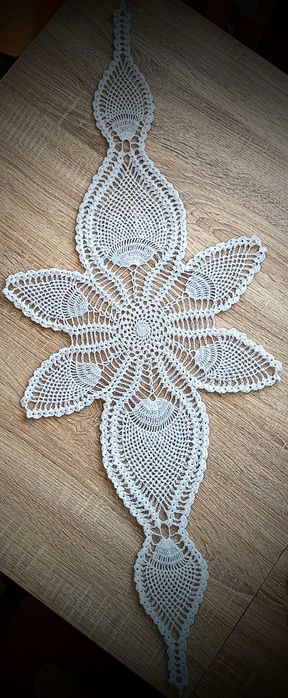 Bieżnik na stół 95 cm