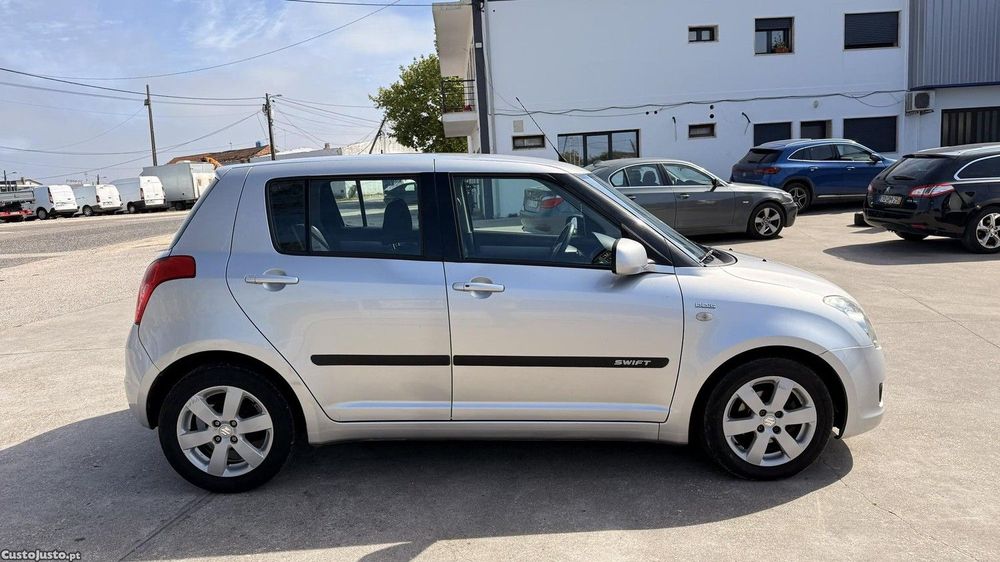 Suzuki Swift 1.3 DDiS GLX