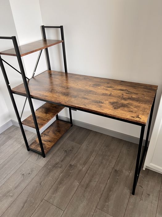 Biurko w stylu loft
