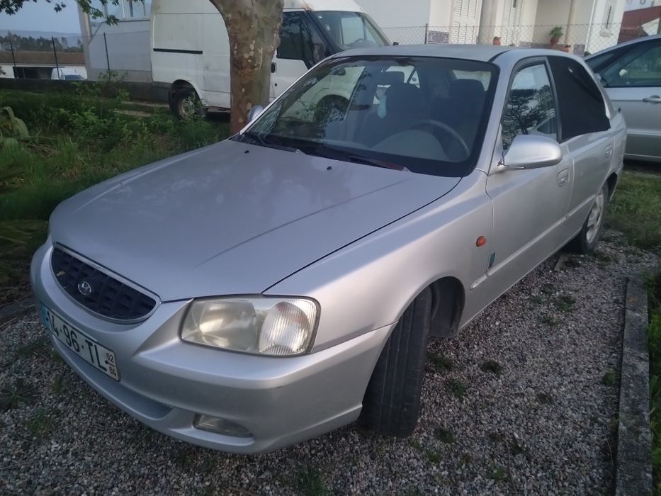 Hyundai Accent 1.3 - Para desocupar