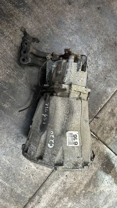 Caixa de velocidades Mercedes c220 716.657