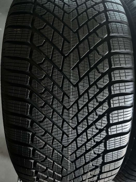 285/35/22 R22 Pirelli Scorpion Winter 2 4шт зима