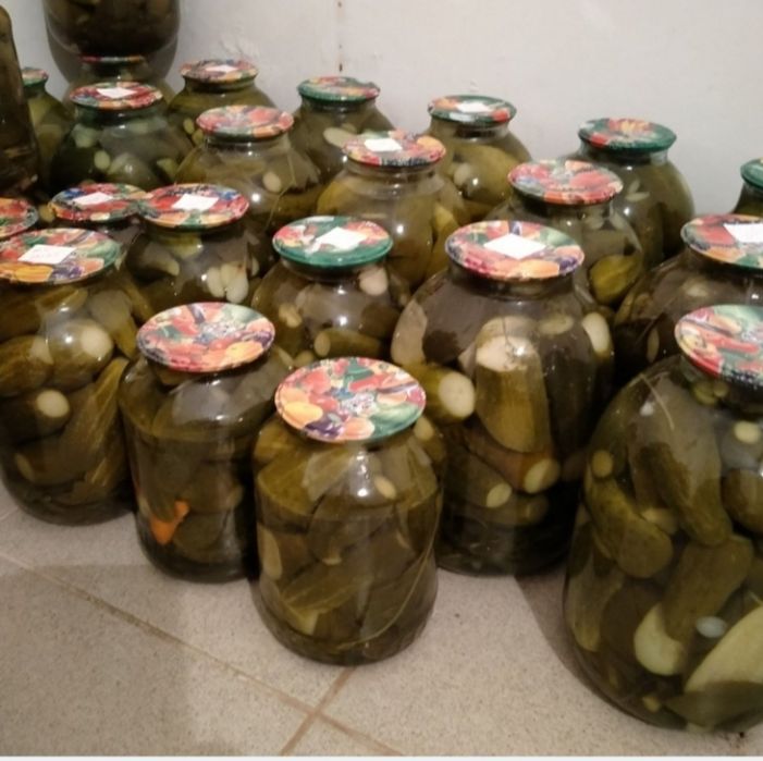 Огірки на закуску або салат