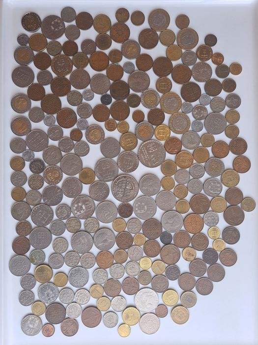 Lote de 1,2 kg (+ de 200) moedas circ - Oferta portesuladas, de 1 cent