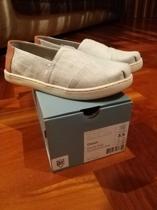 Alpargata em linho cinzento TOMS